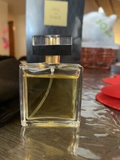 AVON CHIC IN BLACK GIFT SET