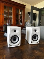 Pioneer DM 40BT petite