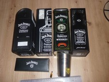 4 boite métal vide jack daniel's  + pin's  gobelet étui vide