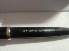 🔴 STAEDTLER Stylo À Plume