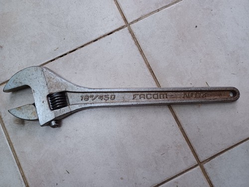 Clé mollette 450 - à, /450