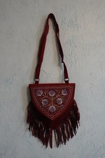sac rouge en peaux à bandoulières avec franges pour femme