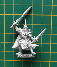 Warhammer quest / Old world : ranger haut elfe / high elves / general / captain