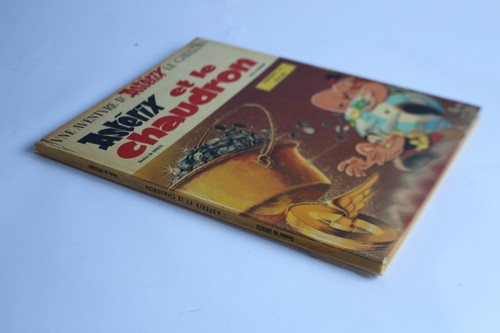 Astérix le chaudron - et,