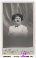 JEUNE FEMME AU CORSAGE DENTELLE EN POSE, CDV RÉGIS à PARIS circa 1890 -G55