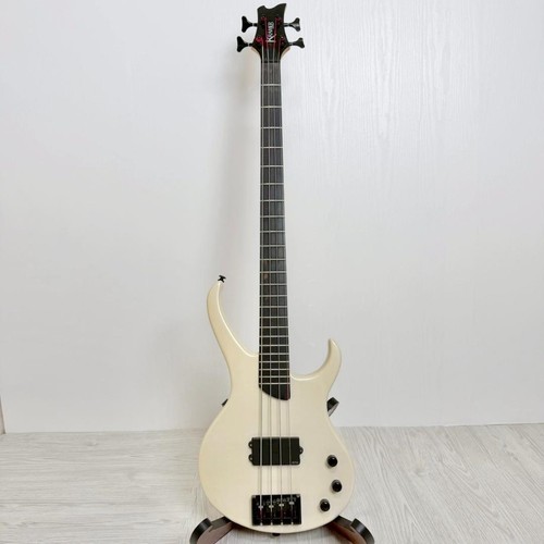 Guitare basse électrique