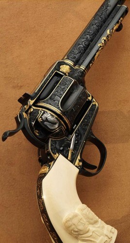 Toile tableaux arme - ,