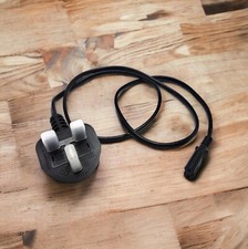 Figurine de 8 câbles secteur / cordon d'alimentation UK Lead Plug Fig IEC C7 ...