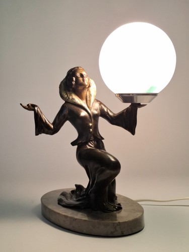 Lampe art deco femme - femme, ballon