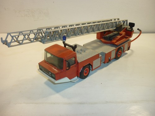 Gama pompier iveco - 1/43,