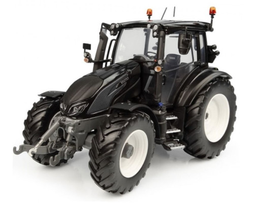 Universal hobbies 6291 valtra - hobbies,