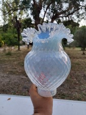 Tulipe De Lampe À Pétrole En Verre Opalescent Napoleon III ?