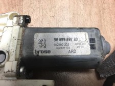 Moteur leve vitre arriere droit PEUGEOT 607 PHASE 2 9224A0