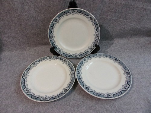 Assiettes plates faïencerie - assiettes,
