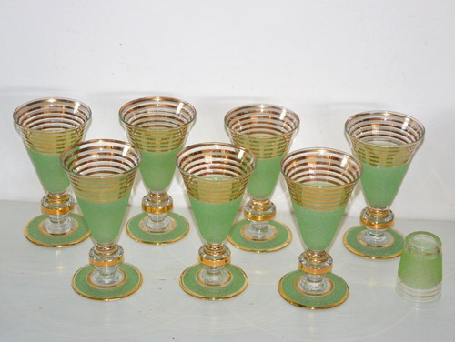 Lot anciens petits - anciens, verres