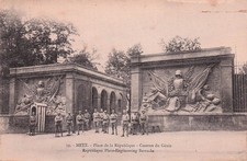 57 METZ PLACE DE LA REPUBLIQUE CASERNE DU GENIE