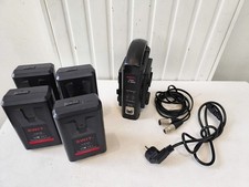 SWIT S-3802S  Charger V-mount V-lock 2 ways + 4x S-8172S batteries 14.4V 79Wh