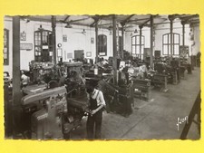 cpsm VIERZON (Cher) ÉCOLE NATIONALE PROFESSIONNELLE Les Fraiseuses et les Tours