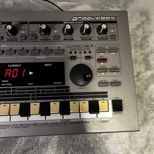 Roland 303 groove box - roland,
