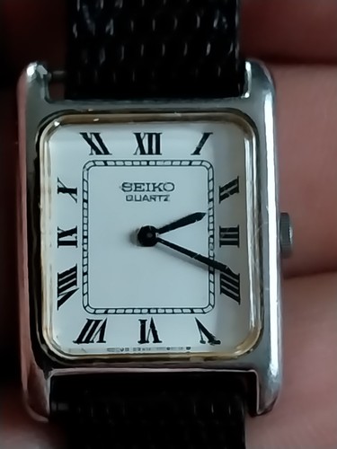 Montre seiko tank - tank, femme