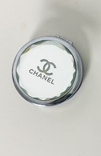 Miroir compact de type montre