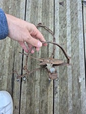 Piege à loup renard ancien A