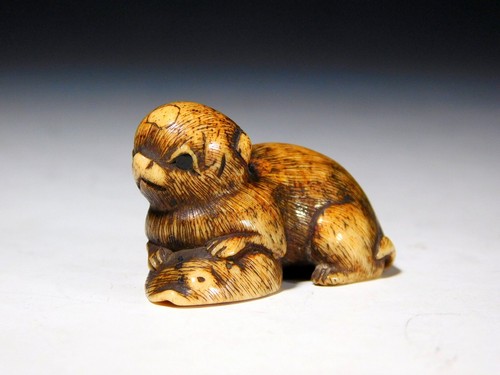 Dog design fine - design, carving