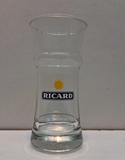 un verre  RICARD  type