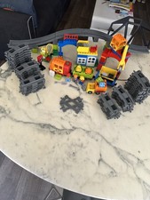 TRAIN DUPLO GRAND LUXE 10508 AVEC PLUS DE RAILS 32 COURBES 12 DROITES PONT + +