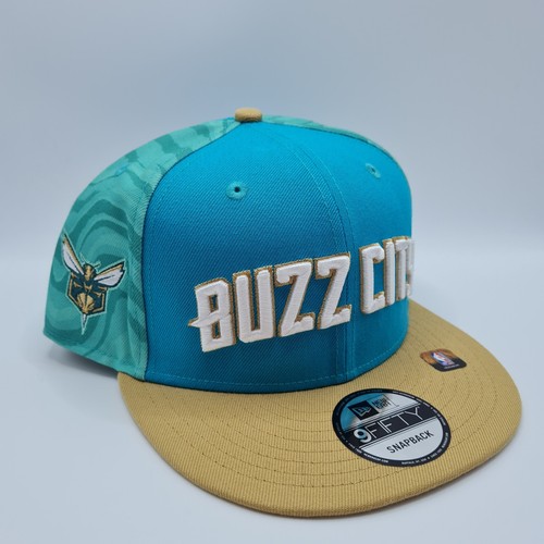 Casquette snapback réglable
