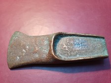 Hache en bronze moulage muséal