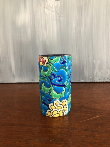 Joli petit vase rouleau - joli,