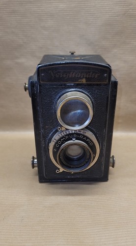 Appareil photo ancien