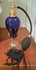 VAPORISATEUR DE PARFUM BLEU COBALT AVEC POIRE VINTAGE