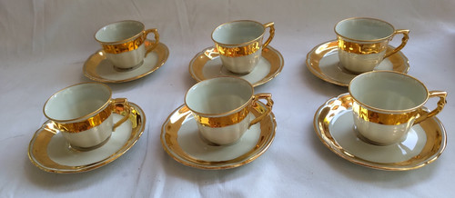 Tasses moka et soucoupes - 6,