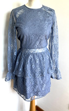 robe T36/38 na-kd dentelle bleu clair sur doublure opaque taille volantée 182!