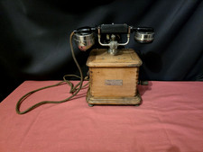 Ancien téléphone "Thomson - Houston" en bois, bakélite et métal - XXe