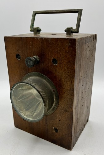 Ancienne lanterne électrique