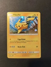 Carte Pokémon HOLO Pikachu SM81 Promo Soleil & Lune FR NEUF