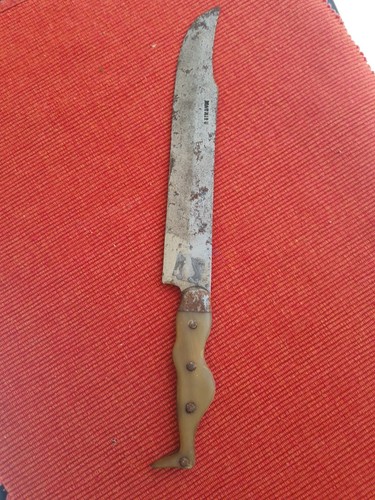 Couteau ancien jambe - couteau, botte
