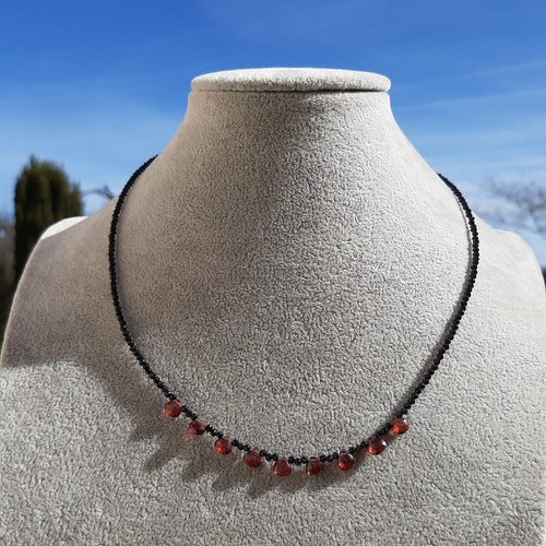 Collier fin pierre - collier, précieuse