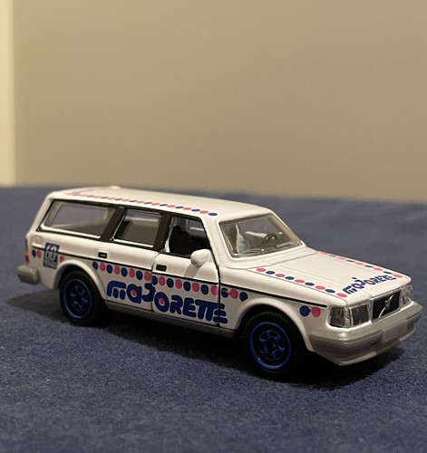Miniature majorette volvo 240 - majorette,