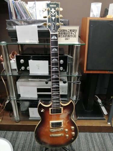 Guitare électrique - , (yamaha)