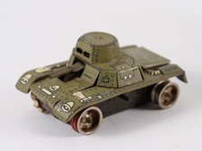 GAMA Tank JOUET blindé militaire CHAR  mécanique en tôle 9 cm
