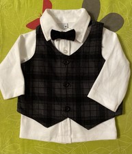 tenue ou ensemble 3 pièces neuves sans étiquette taille 3 mois 