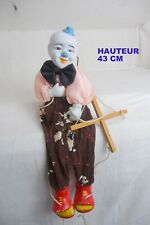 MARIONNETTE a fil  en PORCELAINE  ancienne CORPS en chiffon  CROIX EN  bois