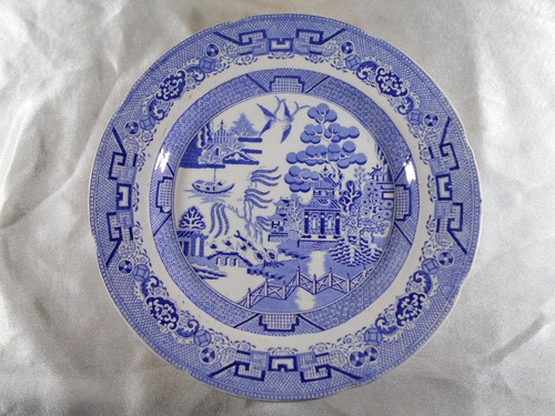 Assiette en - ),