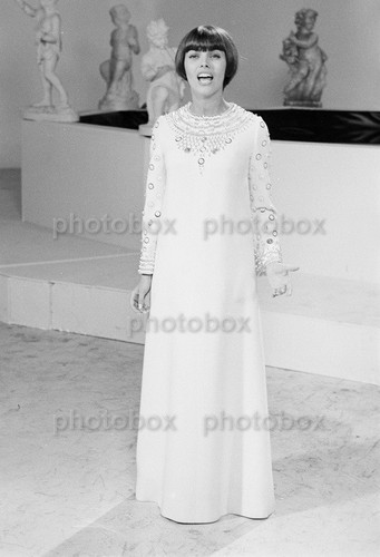 Mireille mathieu exclusive - -,