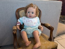 JOLI POUPEE D ARTISTE BEBE