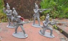 LOT 4 FIGURINES AIRFIX